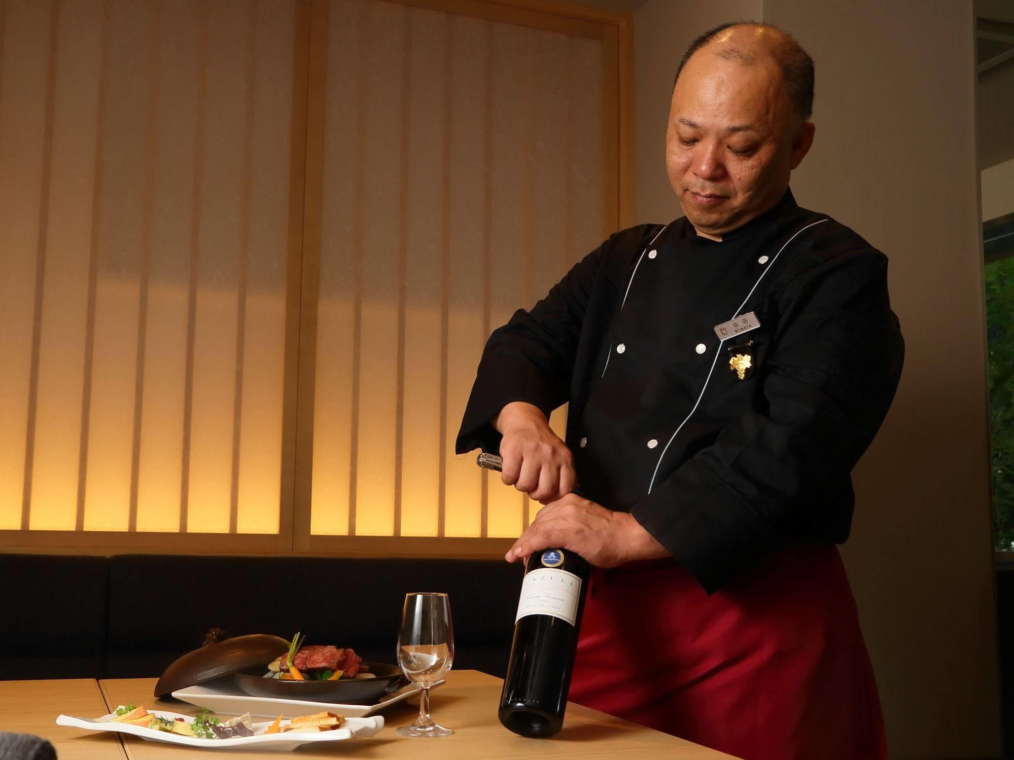 Hotel Binario Umeda Oszaka Kültér fotó